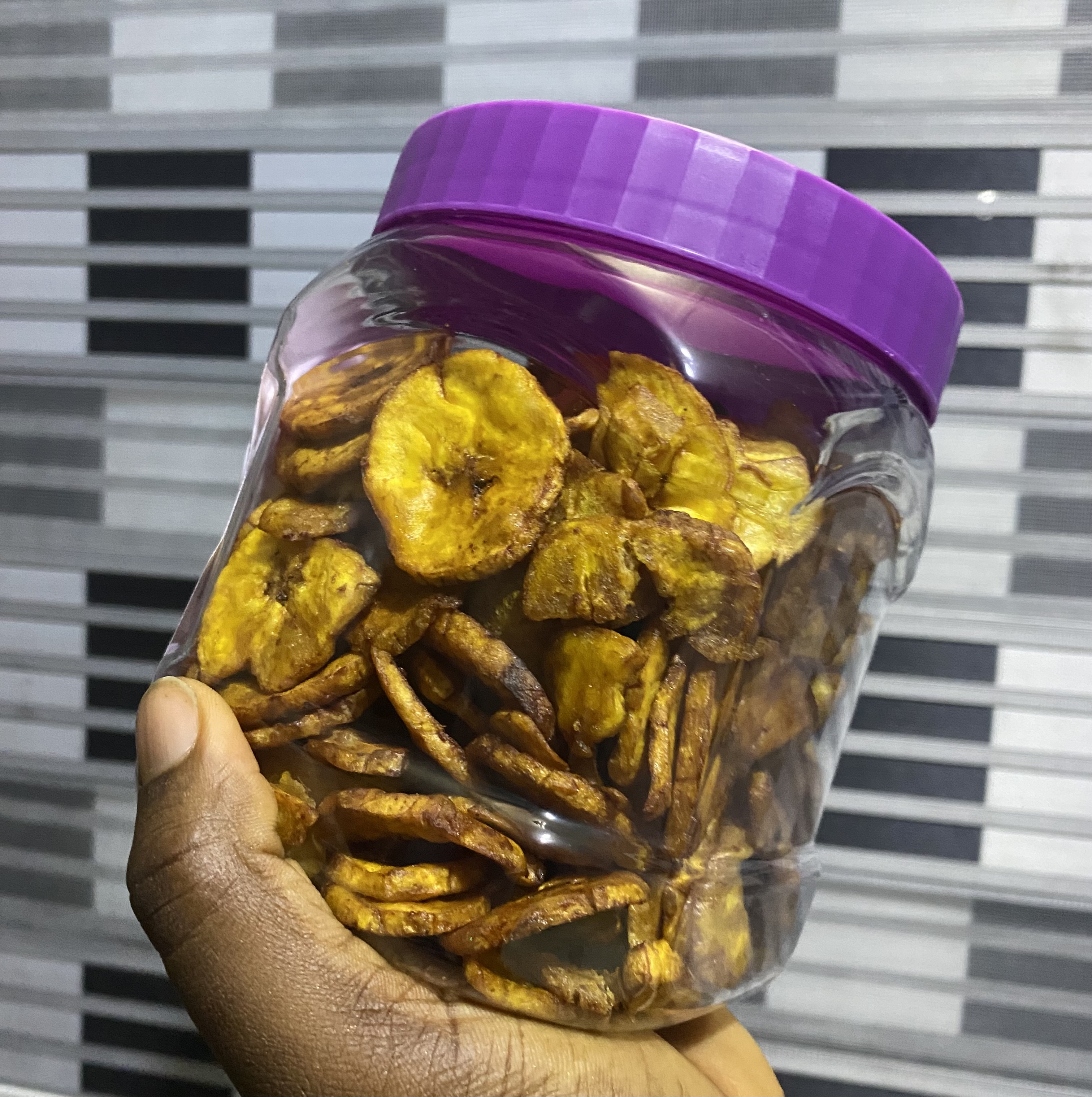Crispy plantain chips